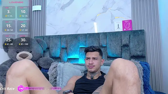 Snapshot of JAYCOB00 chatting on February 2026 01:13:02 AM JAYCOB00 online show from February 2026 01:13:02 AM