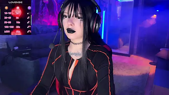 Snapshot of Eva-miller1 chatting on November 2025 09:21:02 AM Eva-miller1 online show from November 2025 09:21:02 AM