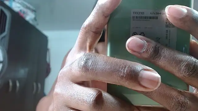 Snapshot of latinahot963 chatting on January 2025 12:02:01 AM latinahot963 online show from January 2025 12:02:01 AM