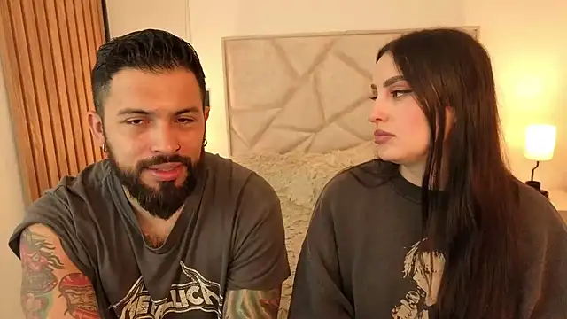 Snapshot of teseo_and_afroditha_ chatting on December 2025 04:08:01 AM teseo and afroditha online show from December 2025 04:08:01 AM