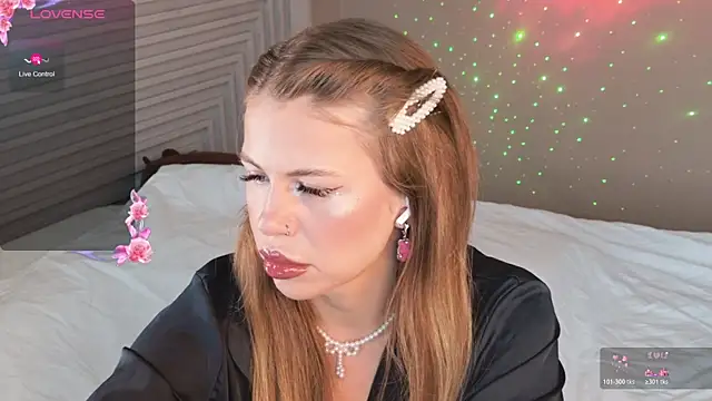 KristinaMoon online show from April 2026 10:47:02 AM