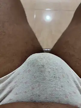 Snapshot of slave_pansilu chatting on May 2026 05:13:01 AM slave pansilu online show from May 2026 05:13:01 AM