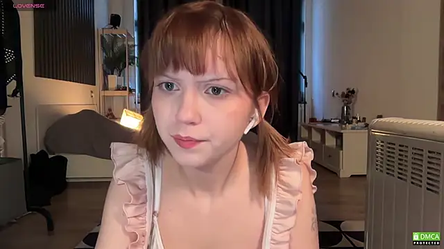 Snapshot of electric_babe chatting on November 2025 11:54:02 AM electric babe online show from November 2025 11:54:02 AM