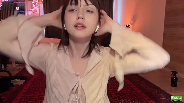 Snapshot of electric_babe chatting on March 2026 12:55:01 PM electric babe online show from March 2026 12:55:01 PM