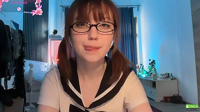 Snapshot of electric_babe chatting on April 2026 11:14:02 AM electric babe online show from April 2026 11:14:02 AM