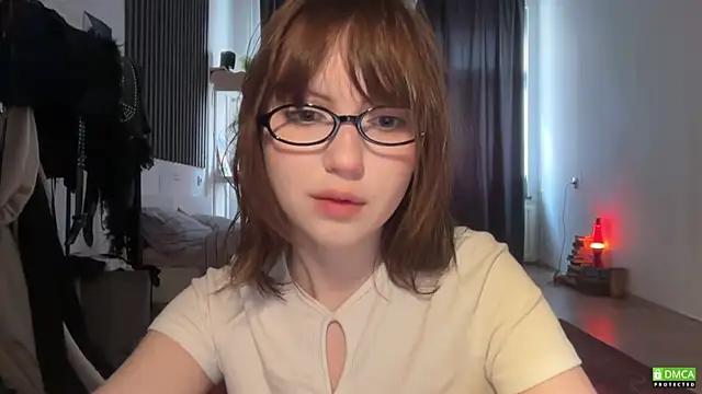 Snapshot of electric_babe chatting on July 2026 01:50:01 PM electric babe online show from July 2026 01:50:01 PM