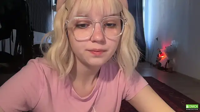 Snapshot of electric_babe chatting on July 2026 12:58:02 PM electric babe online show from July 2026 12:58:02 PM