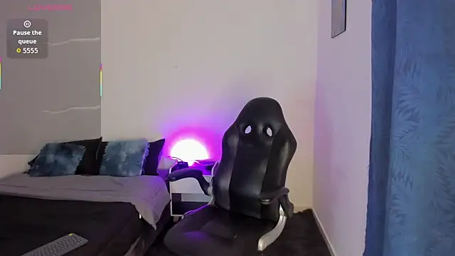 valentino santoss online show from February 2026 06:08:02 PM