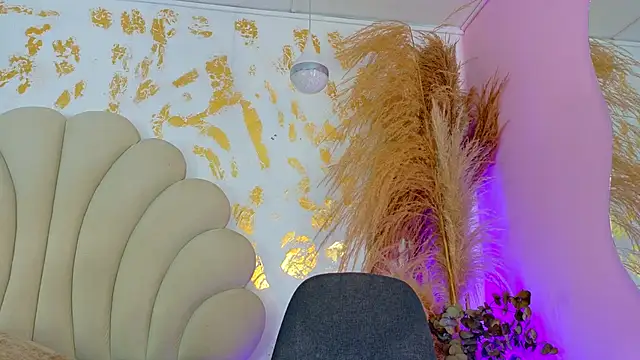 Snapshot of blaisysmith chatting on October 2025 11:53:02 AM blaisysmith online show from October 2025 11:53:02 AM