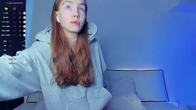 Snapshot of haileyishere chatting on December 2024 08:18:02 AM haileyishere online show from December 2024 08:18:02 AM