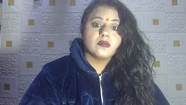 Sexy komolika online show from February 2025 04:25:01 PM