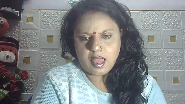 Sexy komolika online show from March 2025 05:36:02 PM