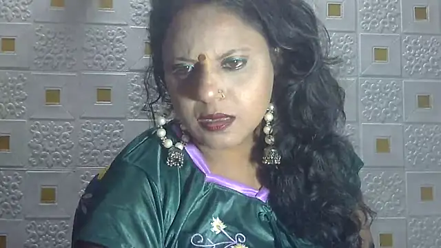 Sexy komolika online show from March 2025 05:21:01 PM