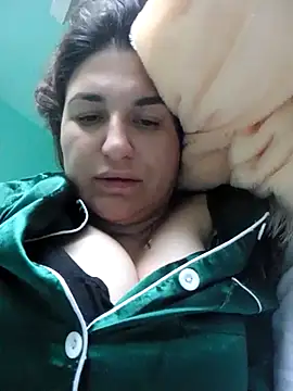 BlackVBarbie online show from November 2025 12:15:02 PM