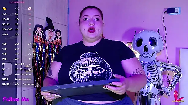 HECATE 23 online show from October 2025 01:22:02 PM