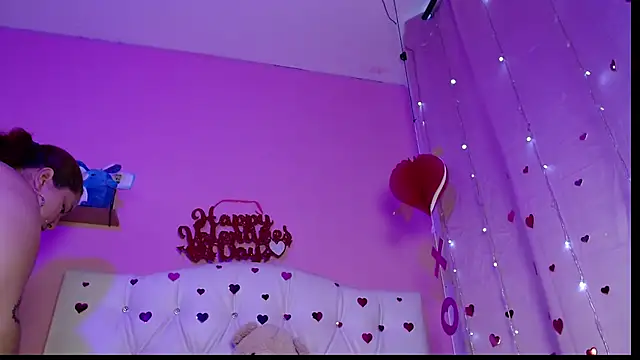 HECATE 23 online show from February 2026 03:19:02 PM