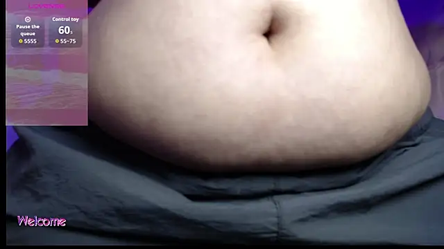 Snapshot of HECATE_23 chatting on March 2026 02:11:02 PM HECATE 23 online show from March 2026 02:11:02 PM