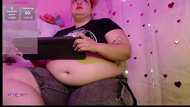 Snapshot of HECATE_23 chatting on March 2026 03:01:02 PM HECATE 23 online show from March 2026 03:01:02 PM