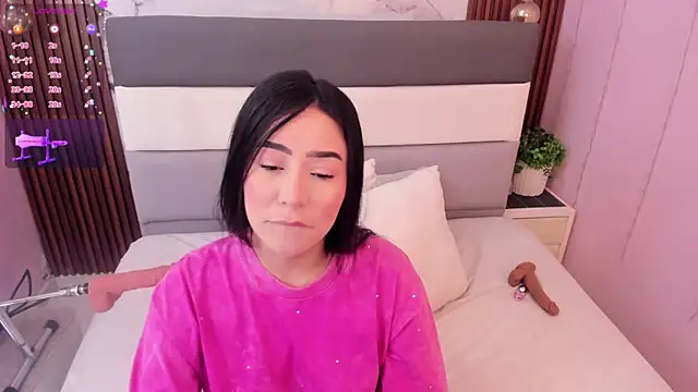 Snapshot of ETHANLOVE1 chatting on February 2026 04:11:01 AM ETHANLOVE1 online show from February 2026 04:11:01 AM