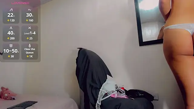 Snapshot of Rubi_30 chatting on January 2025 07:49:01 PM Rubi 30 online show from January 2025 07:49:01 PM