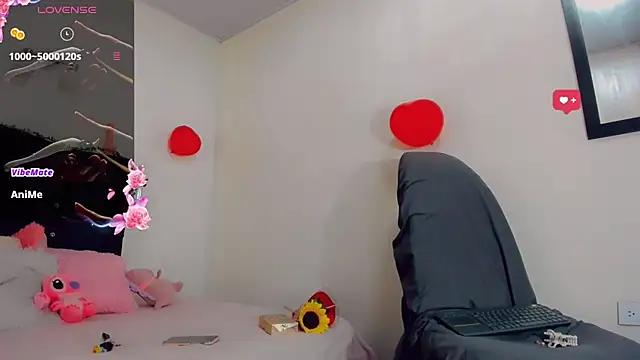 Snapshot of Rubi_30 chatting on February 2025 07:52:02 PM Rubi 30 online show from February 2025 07:52:02 PM