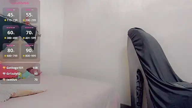 Snapshot of Rubi_30 chatting on February 2025 08:09:02 PM Rubi 30 online show from February 2025 08:09:02 PM