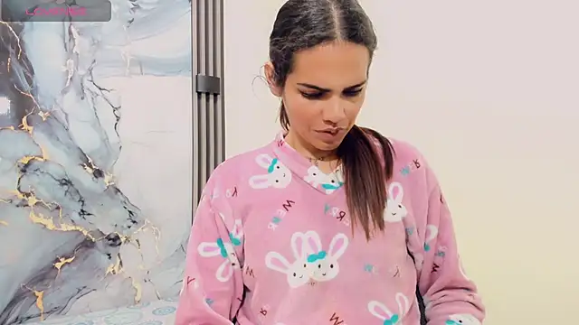 Snapshot of Rubi_30 chatting on November 2025 11:43:02 AM Rubi 30 online show from November 2025 11:43:02 AM