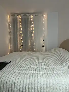 streetdoll online show from November 2025 08:31:01 AM