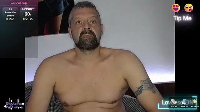 Snapshot of northman1977 chatting on January 2025 03:55:02 PM northman1977 online show from January 2025 03:55:02 PM