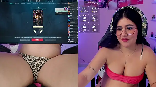 DanielaHang online show from January 2025 04:40:01 PM