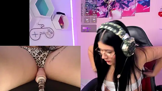 DanielaHang online show from March 2025 01:24:01 PM