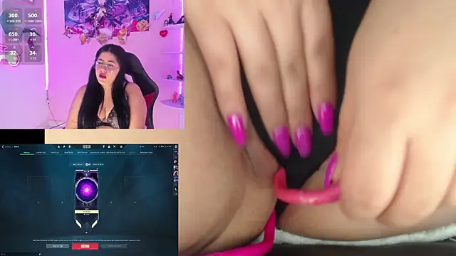 DanielaHang online show from October 2025 01:29:01 PM