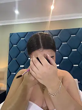 ThaniaJones online show from March 2026 11:54:02 AM