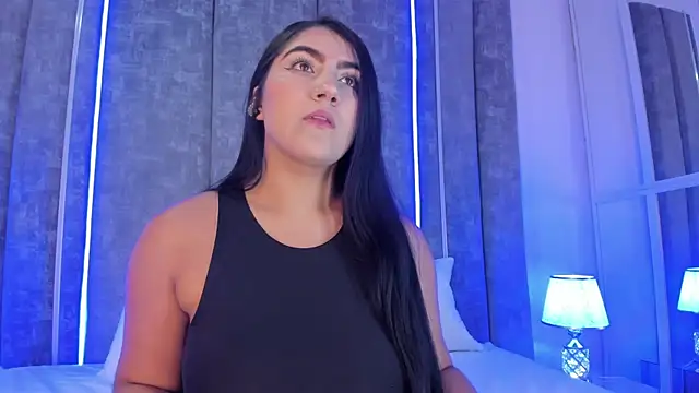 PaulinaDuarte online show from March 2025 12:16:01 PM