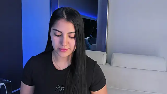 PaulinaDuarte online show from October 2025 12:03:02 PM