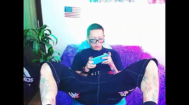 Snapshot of deivid_estrada chatting on January 2025 05:53:01 PM deivid estrada online show from January 2025 05:53:01 PM