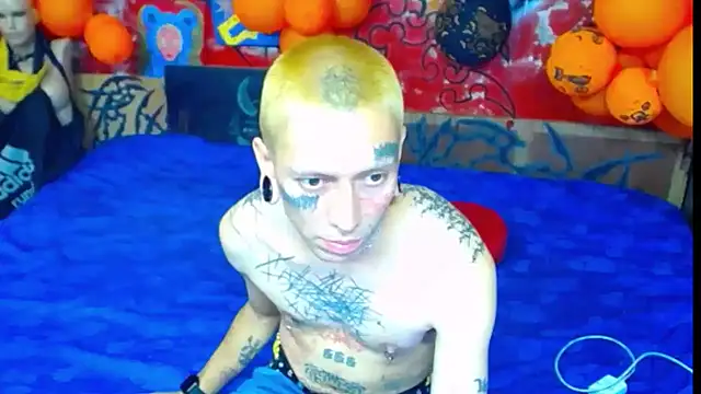 Snapshot of deivid_estrada chatting on October 2025 04:41:02 PM deivid estrada online show from October 2025 04:41:02 PM