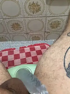 Snapshot of MalvadoFavorito28 chatting on November 2025 10:11:02 PM MalvadoFavorito28 online show from November 2025 10:11:02 PM