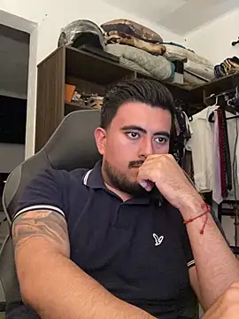 Snapshot of Rubens8866 chatting on March 2025 08:15:02 PM Rubens8866 online show from March 2025 08:15:02 PM