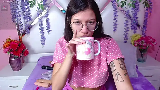 Perla Skinnyy online show from December 2024 02:16:01 AM