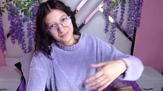 Perla Skinnyy online show from December 2024 03:25:02 AM