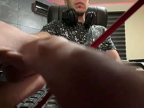 Snapshot of Vergasil2000 chatting on March 2025 04:29:02 AM Vergasil2000 online show from March 2025 04:29:02 AM