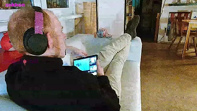 BongChannel online show from January 2025 08:04:01 PM