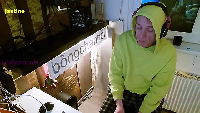 BongChannel online show from February 2025 10:00:01 PM