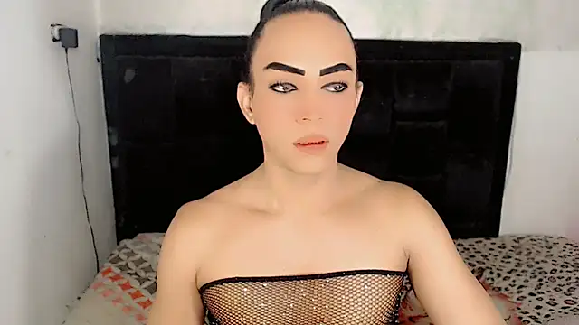 Snapshot of Michell_Queen chatting on April 2026 05:41:02 AM Michell Queen online show from April 2026 05:41:02 AM