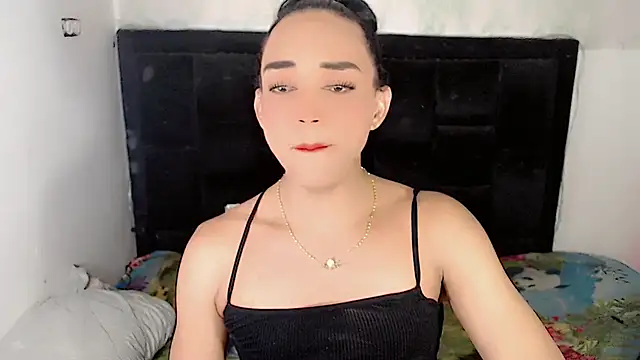 Snapshot of Michell_Queen chatting on April 2026 06:25:01 AM Michell Queen online show from April 2026 06:25:01 AM