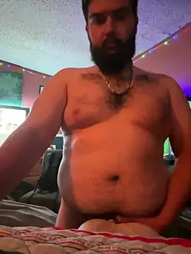 Snapshot of bigdickgio6923 chatting on March 2026 10:58:02 PM bigdickgio6923 online show from March 2026 10:58:02 PM