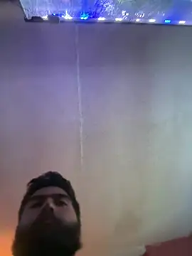 Snapshot of bigdickgio6923 chatting on March 2026 06:52:01 PM bigdickgio6923 online show from March 2026 06:52:01 PM