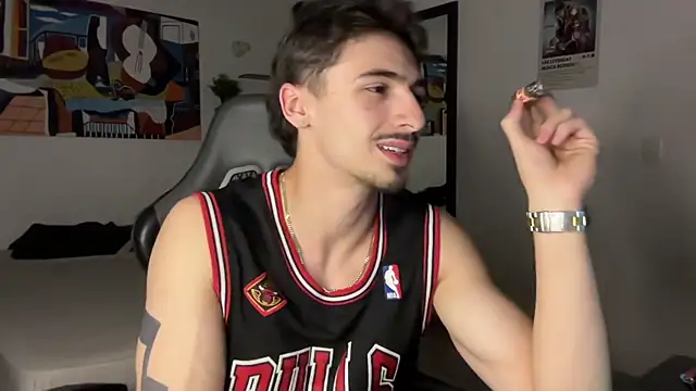 David Brown18 online show from November 2025 02:33:01 AM