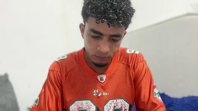 dominic brandd23 online show from September 2025 10:31:01 PM